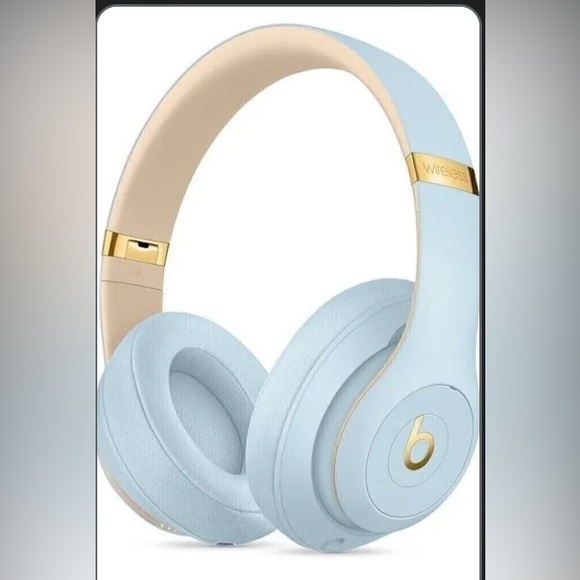 Beats by Dre Headphones Beats Studio 3 Wireless Headphones Skyline